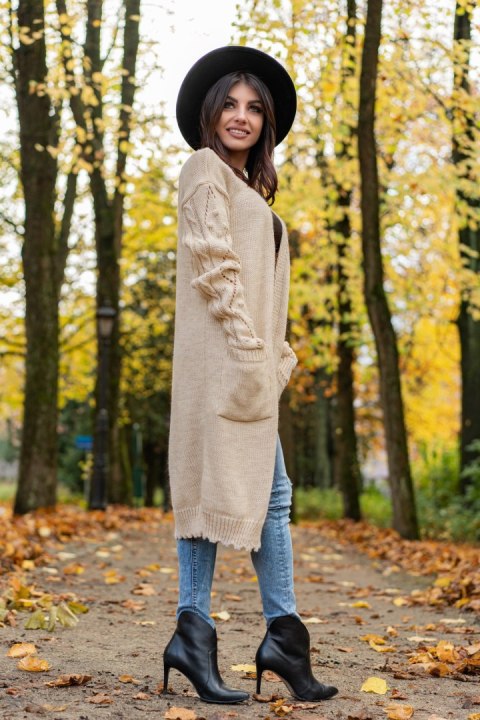 Sweter Delaina Beige